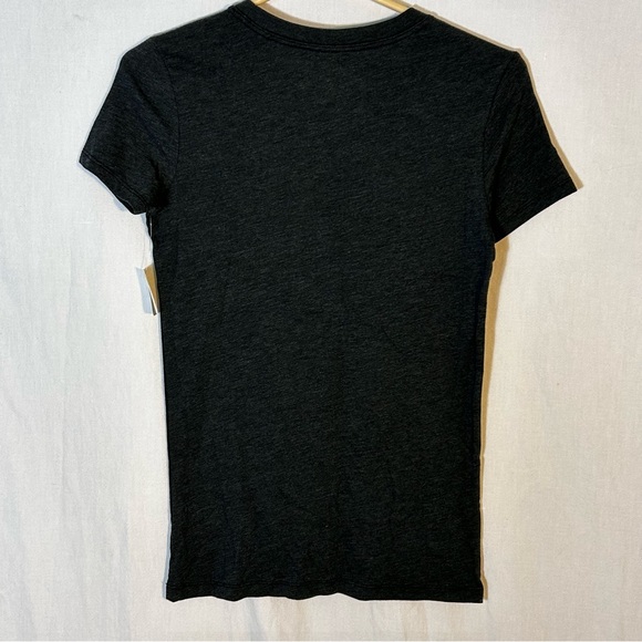 Aeropostale New York Gray Butterfly Tee size S (3) - Picture 2 of 4